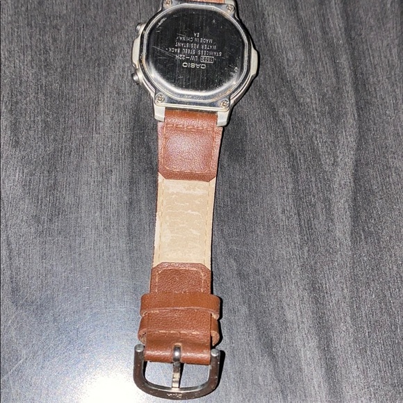 CASIO Illuminator Digital LCD Field Watch LW-22H - Picture 6 of 7